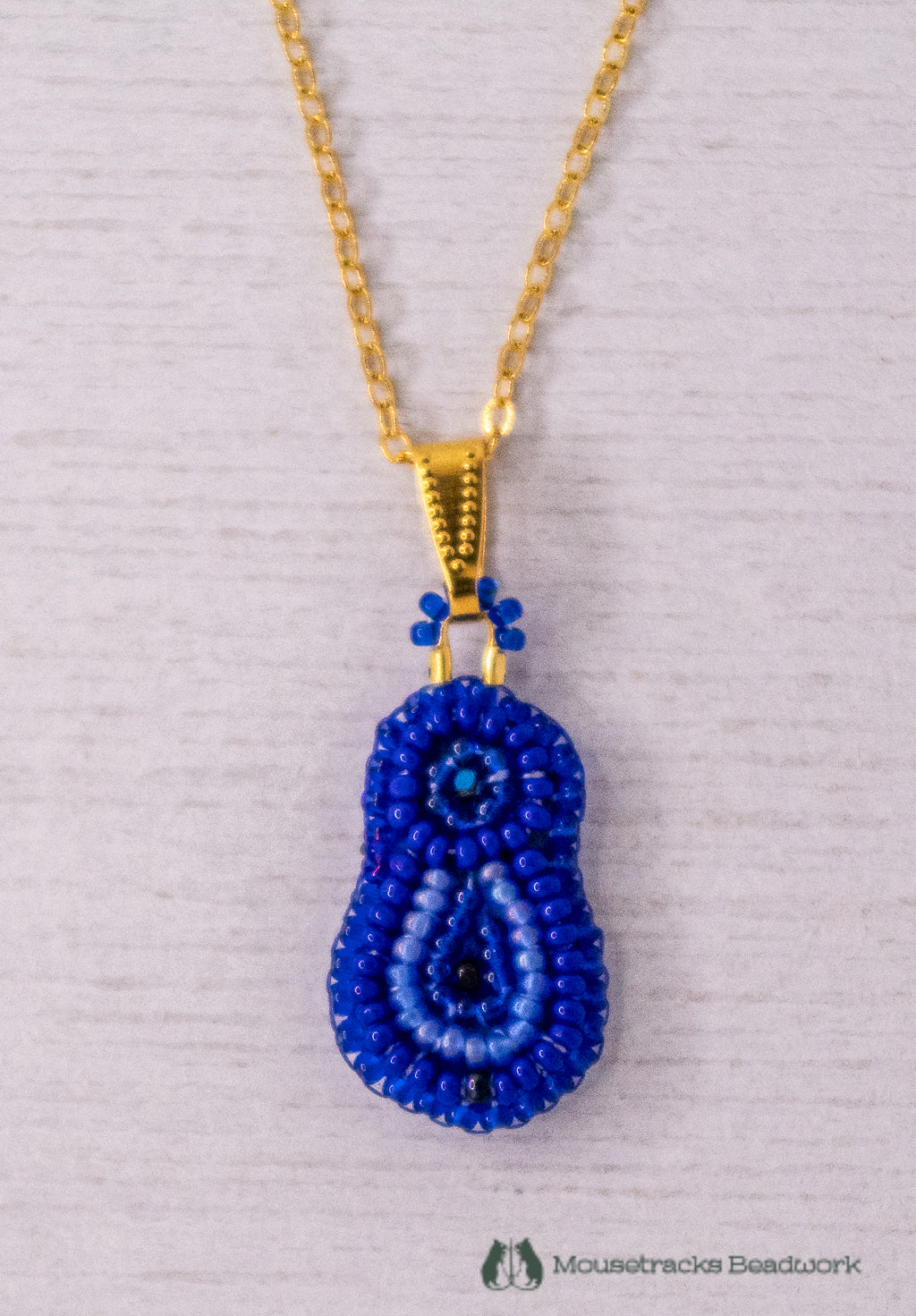Beaded 1-petal Metis Blue Necklace