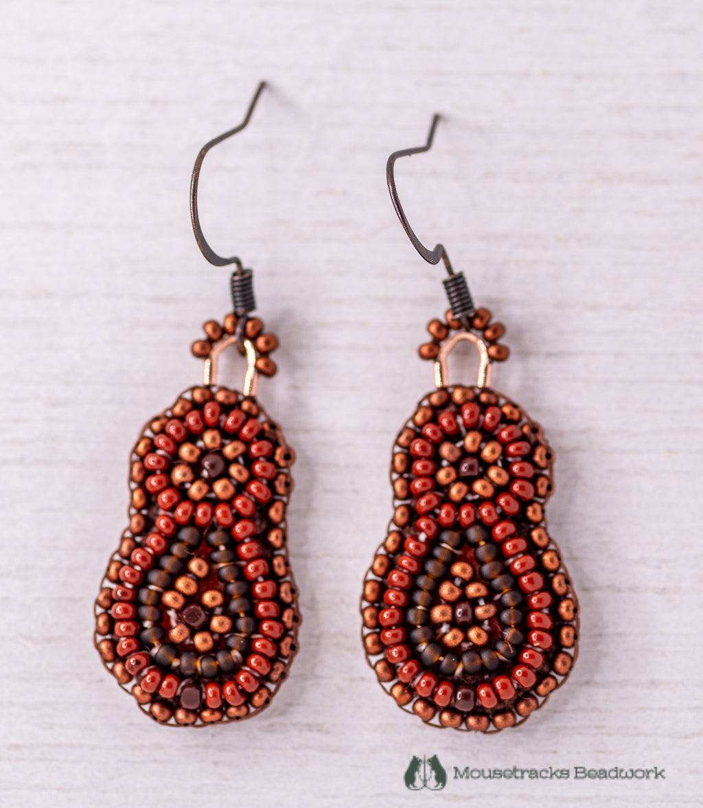 Beaded 1-petal Metis Brown Earrings