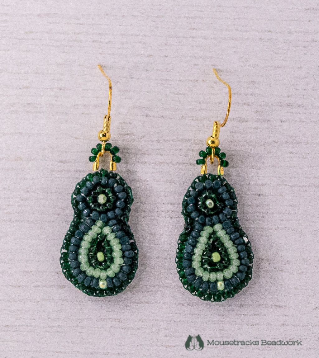 Beaded 1-petal Metis Green Earrings