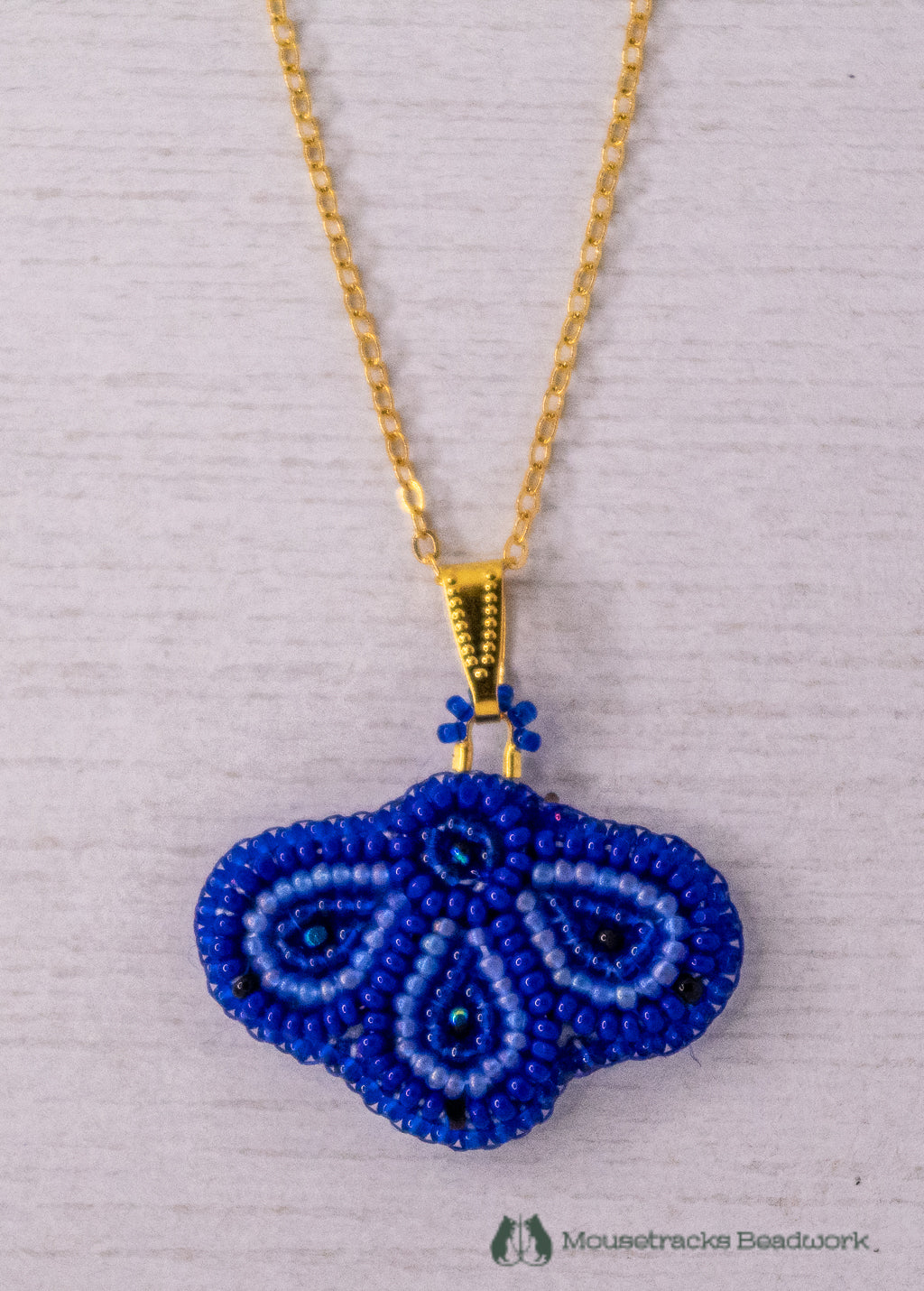 Beaded 3-petal Metis Blue Necklace