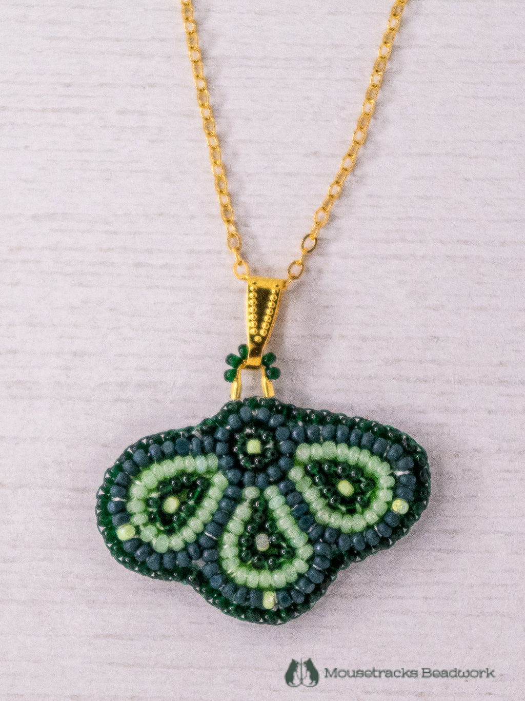 Beaded 3-petal Metis Green Necklace